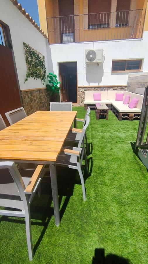 Escapada Delux Guest House Ossa de Montiel Ngoại thất bức ảnh