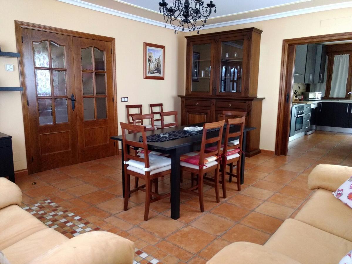 Escapada Delux Guest House Ossa de Montiel Ngoại thất bức ảnh